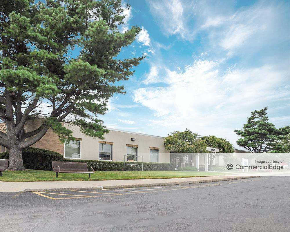 950 South Oyster Bay Road, Hicksville, NY Office Space